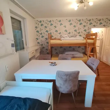 Auberge de jeunesse Fair-hostel *